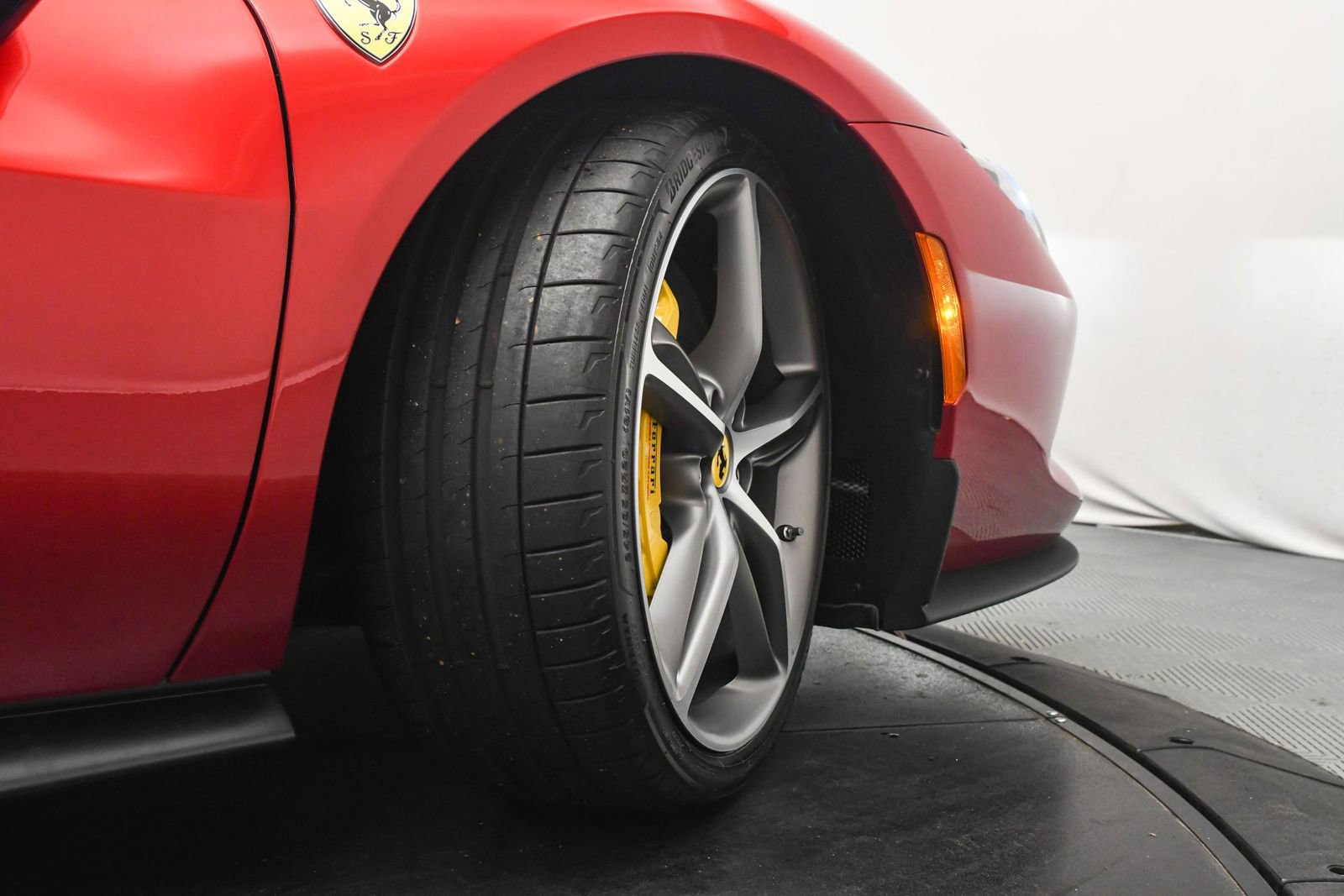 Used 2025 Ferrari 296 GTB RWD image 25