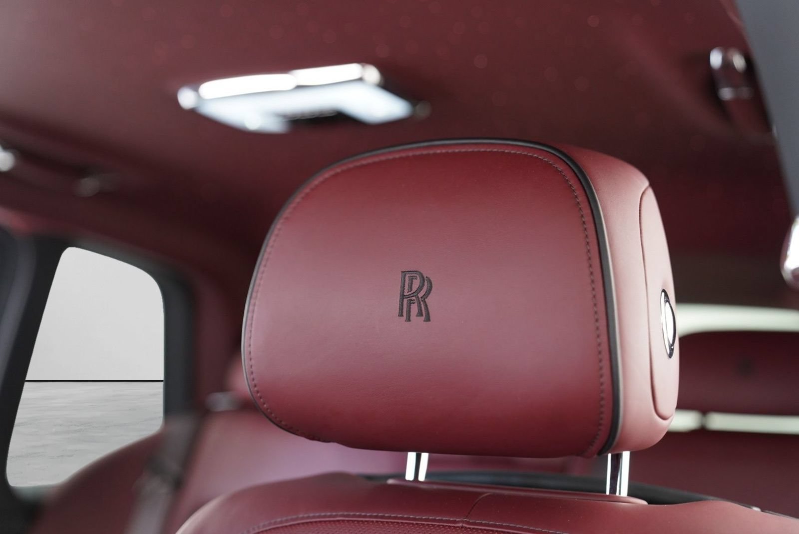 Certified 2020 Rolls-Royce Cullinan AWD/4WD image 13