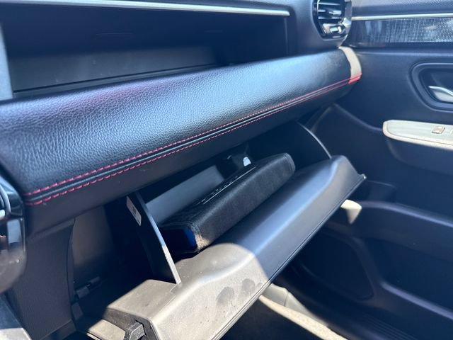Used 2025 Honda Pilot Black Edition image 40