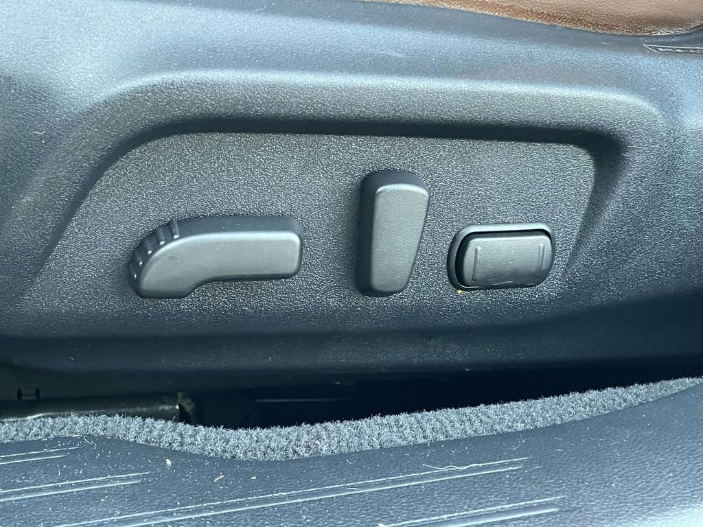Used 2017 Subaru Outback 2.5i Touring w/ Protection Package #1 image 8