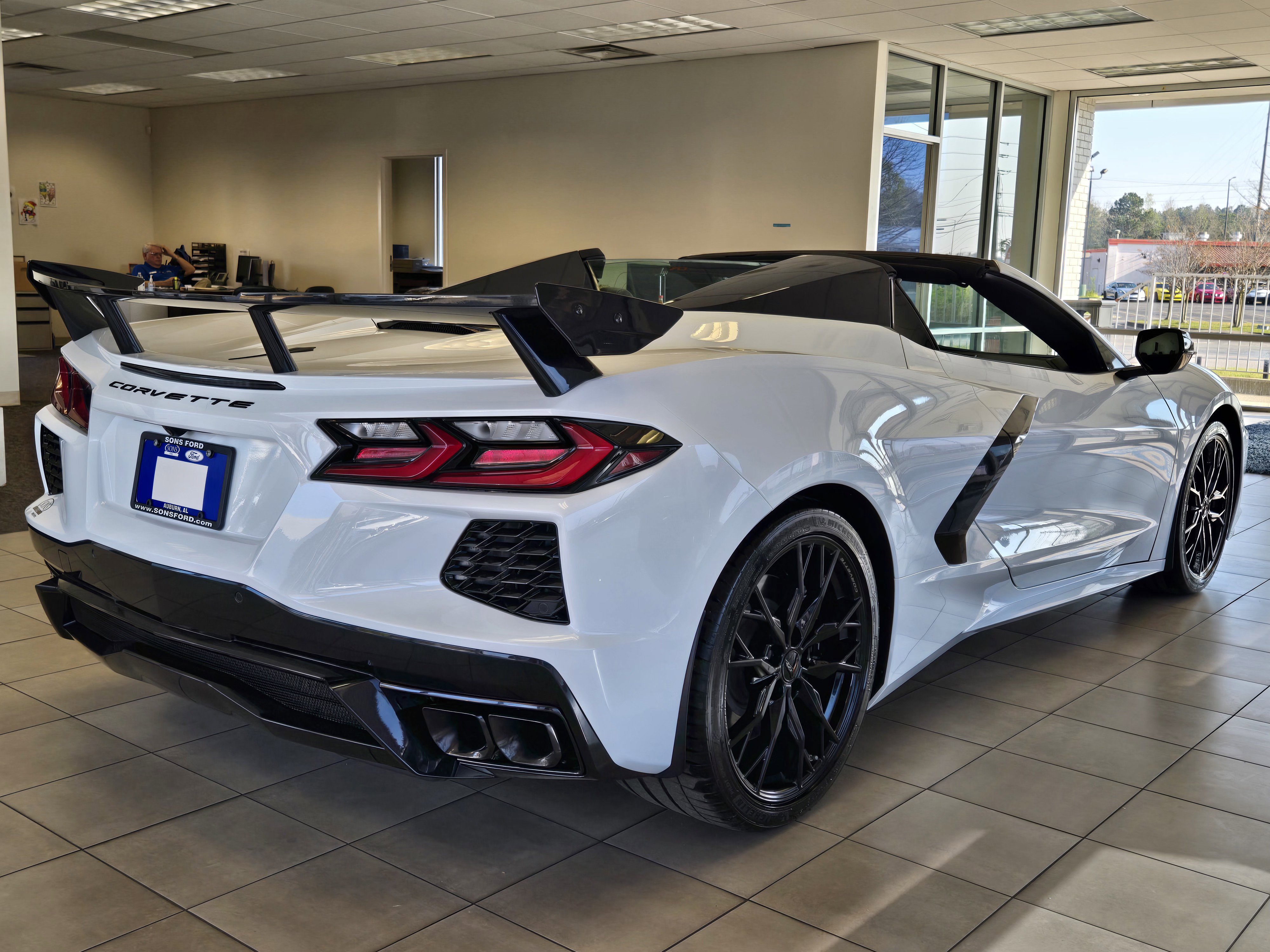 Used 2023 Chevrolet Corvette Stingray Preferred Conv w/ Z51 Performance Package image 9