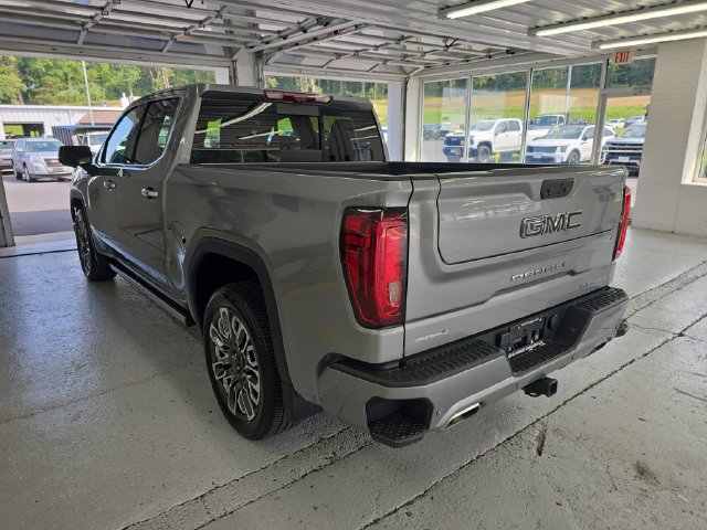 Used 2023 GMC Sierra 1500 Denali Ultimate AWD/4WD image 3