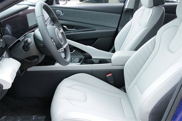 New 2026 Hyundai Elantra Limited image 9
