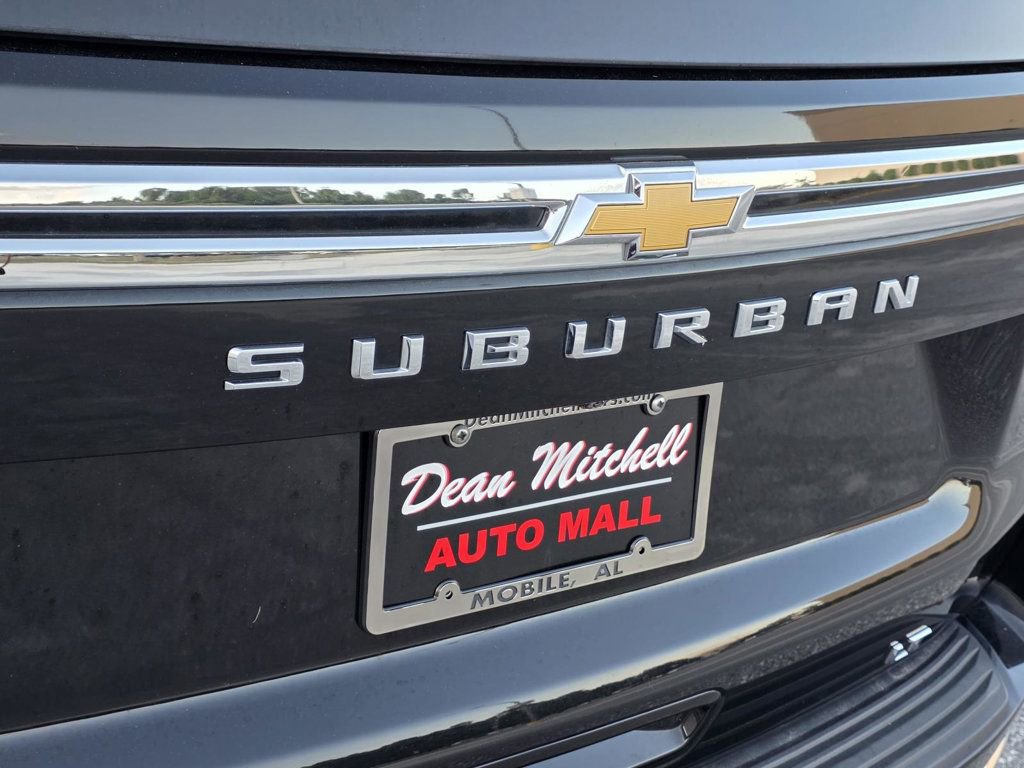 Used 2023 Chevrolet Suburban LT image 31
