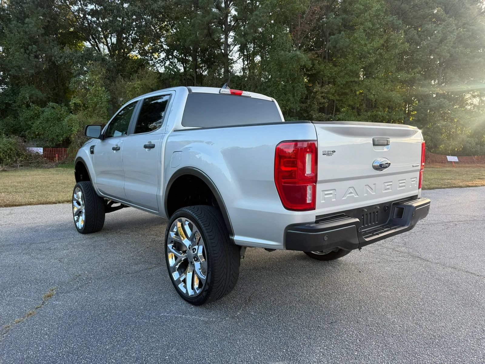 Used 2019 Ford Ranger XLT w/ Equipment Group 301A Mid RWD image 9