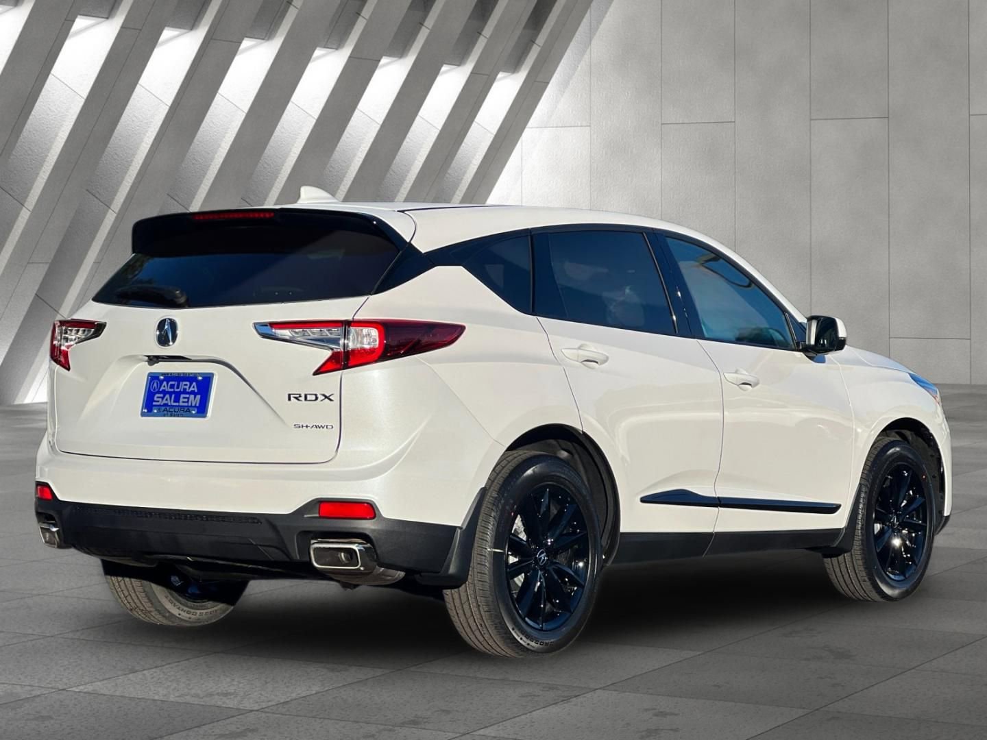 New 2026 Acura RDX SH-AWD image 3