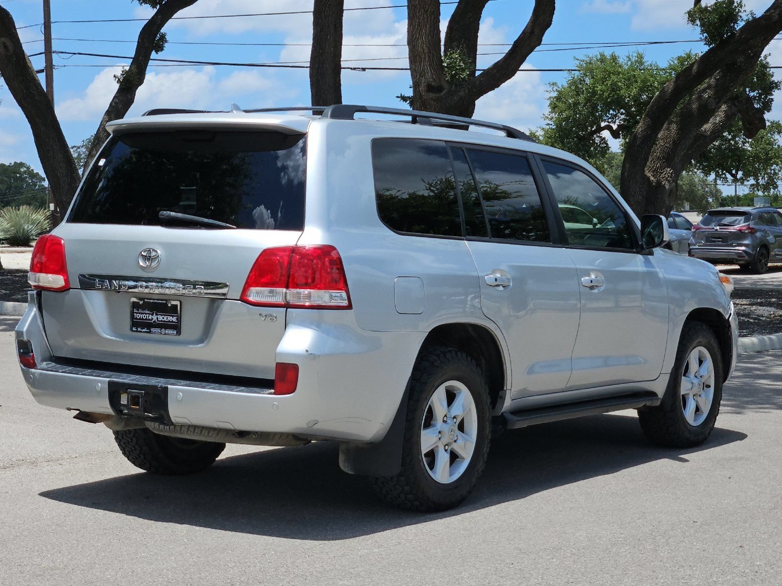 Used 2011 Toyota Land Cruiser w/ Upgrade Pkg AWD/4WD image 5