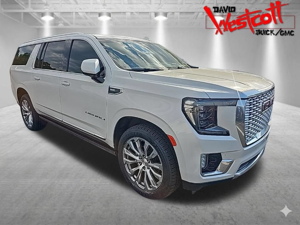 Used 2021 GMC Yukon XL Denali w/ Denali Premium Package AWD/4WD image 1
