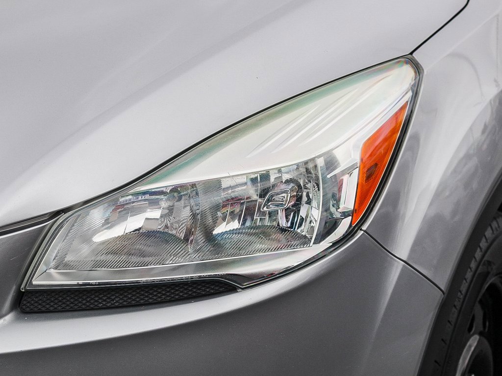 Used 2016 Ford Escape S image 5