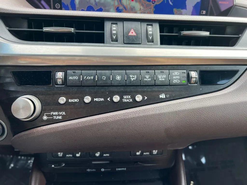 Used 2021 Lexus ES 350 w/ Premium Package image 39