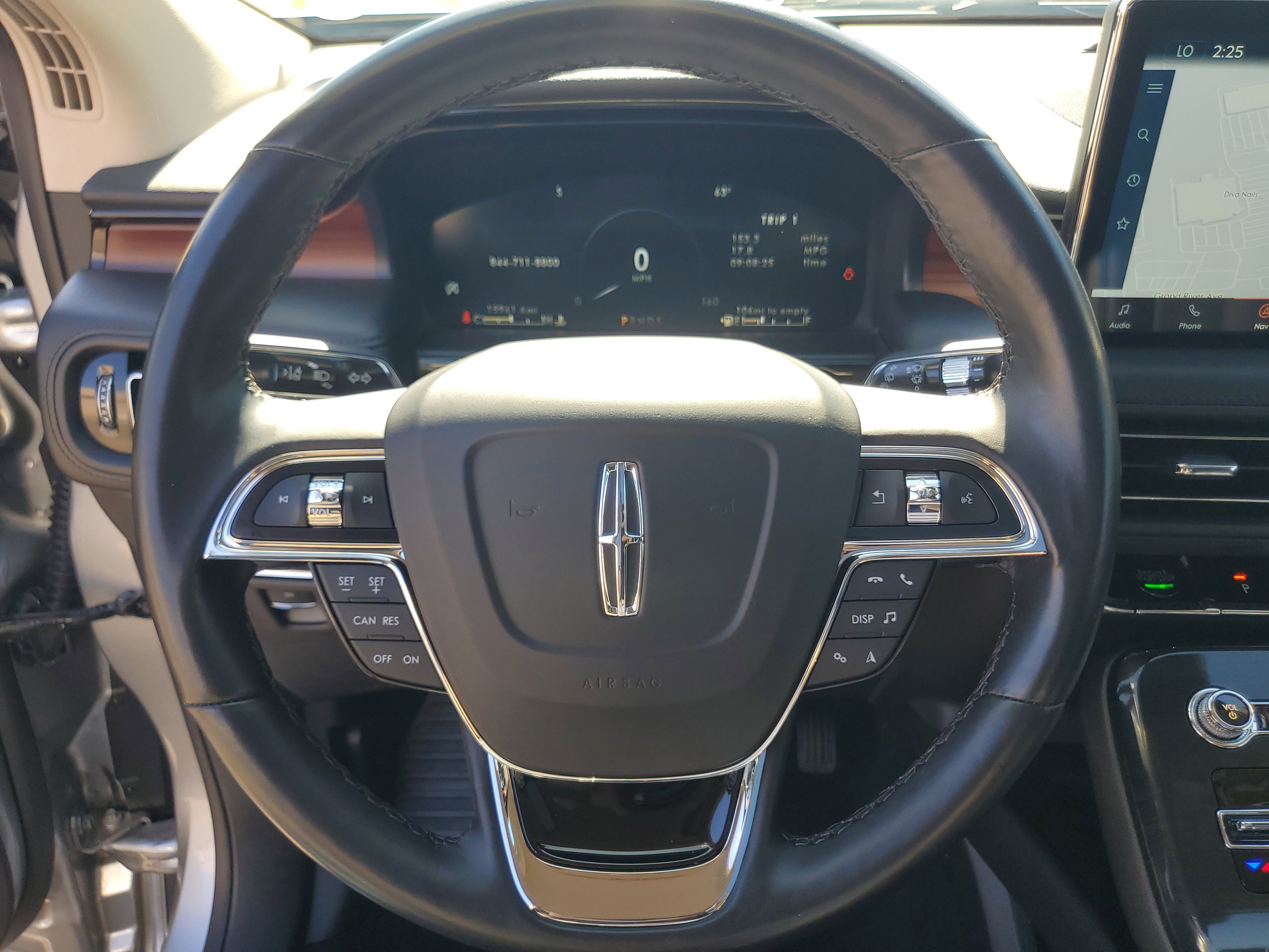 Certified 2023 Lincoln Nautilus Reserve image 14