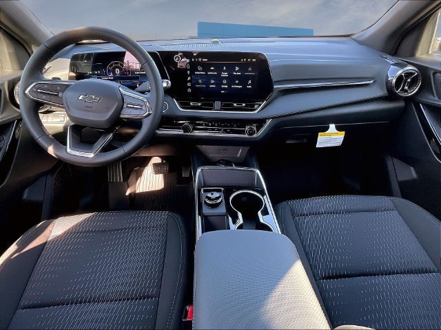 New 2027 Chevrolet Equinox LT w/ Midnight Edition FWD image 5