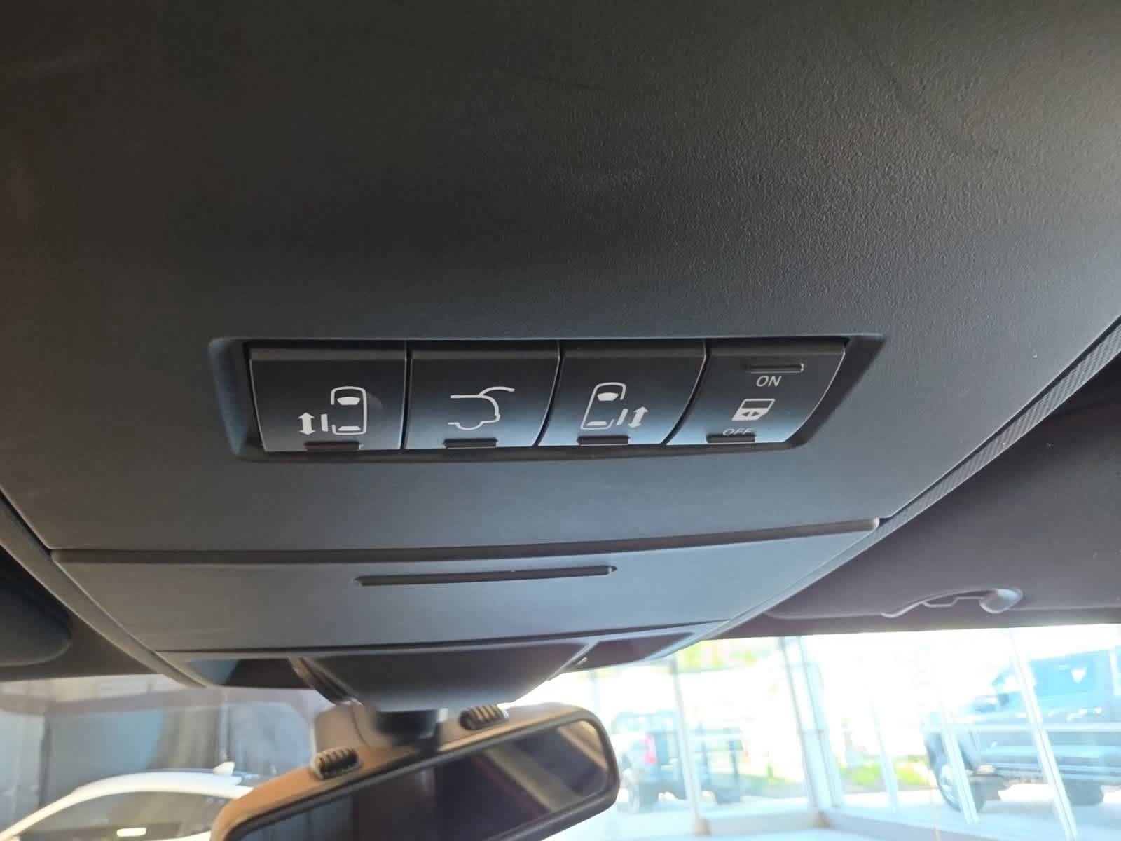 Used 2018 Dodge Grand Caravan GT FWD image 24