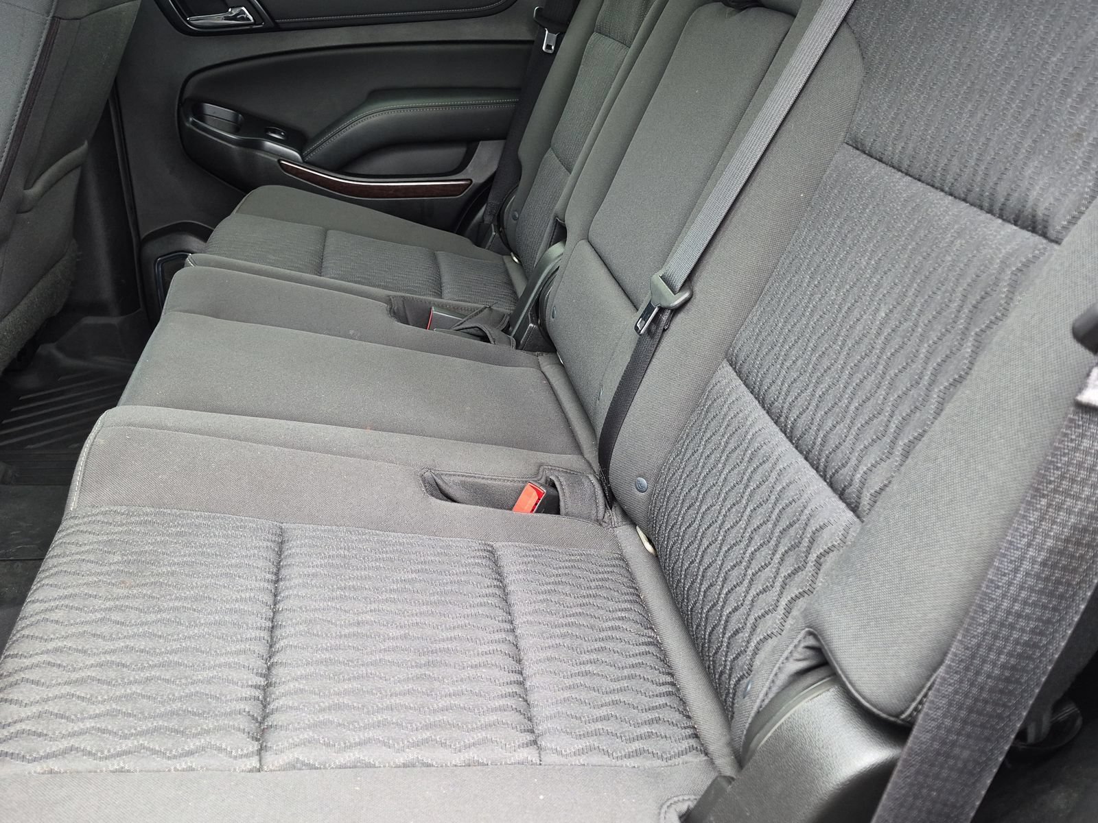 Used 2018 GMC Yukon SLE w/ SLE Value Package AWD/4WD image 19