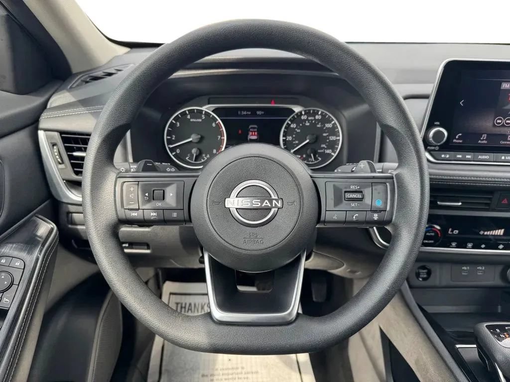 Used 2024 Nissan Rogue SV FWD image 23