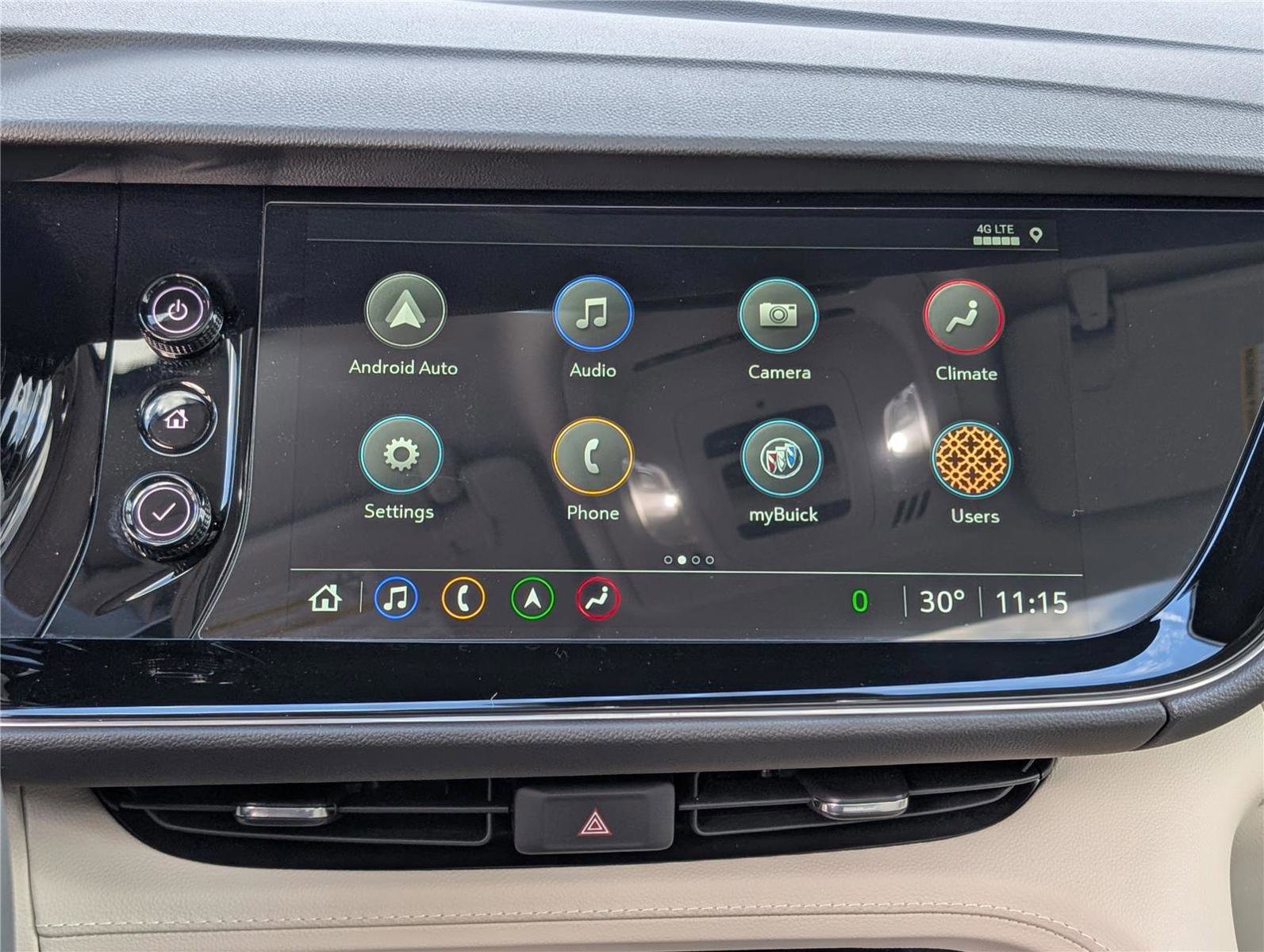 Used 2023 Buick Envision Avenir image 32