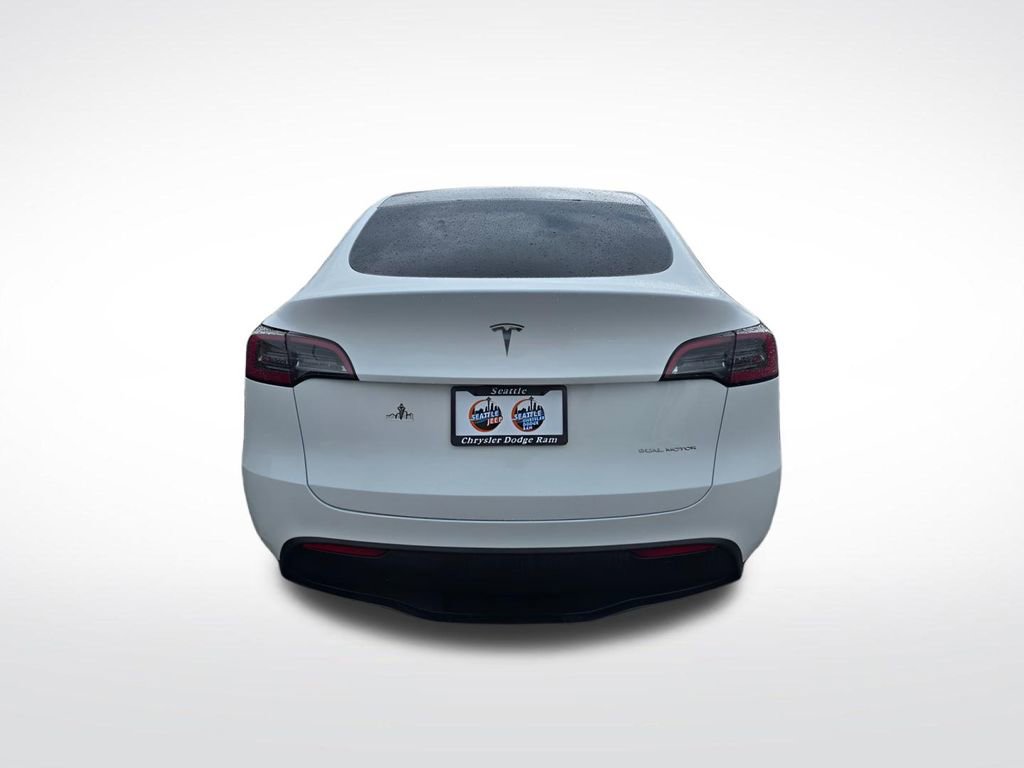 Used 2023 Tesla Model Y Long Range image 4