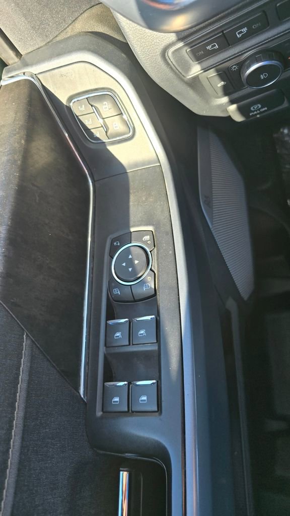 Used 2021 Ford F150 Lariat image 17