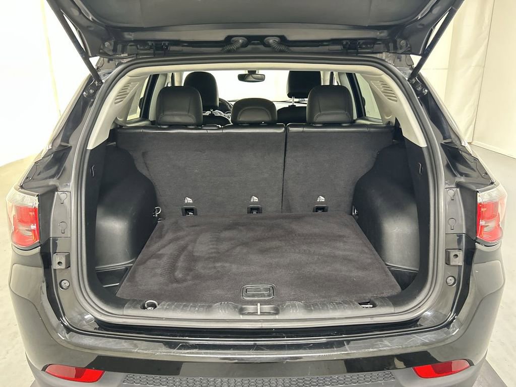 Used 2020 Jeep Compass Latitude w/ Popular Equipment Group AWD/4WD image 21