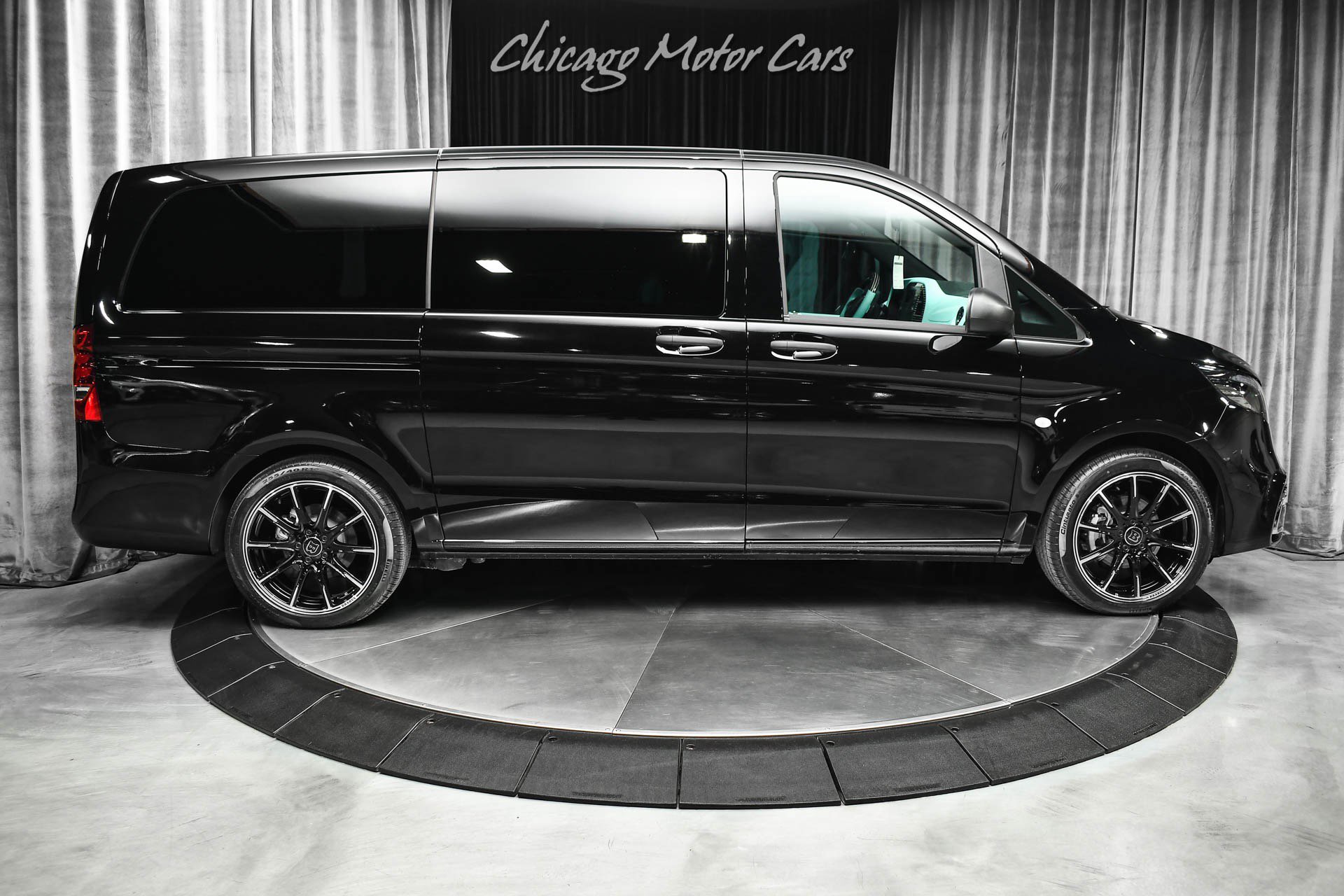 Used 2023 Mercedes-Benz Metris Passenger image 51