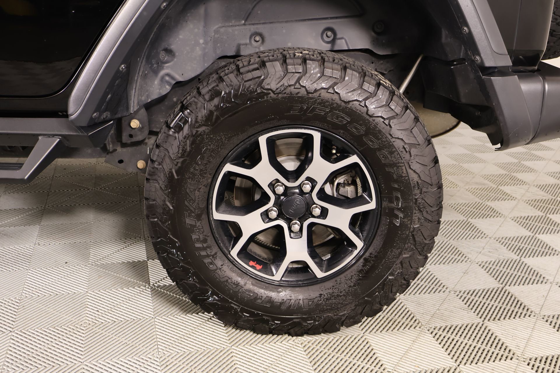 Used 2018 Jeep Wrangler Unlimited Rubicon image 17