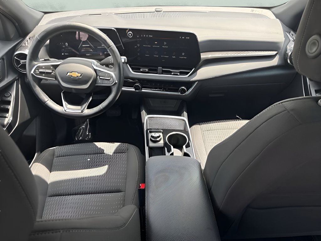 New 2027 Chevrolet Equinox LT FWD image 12