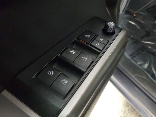 Used 2022 Toyota Tacoma SR5 w/ Technology Package image 20