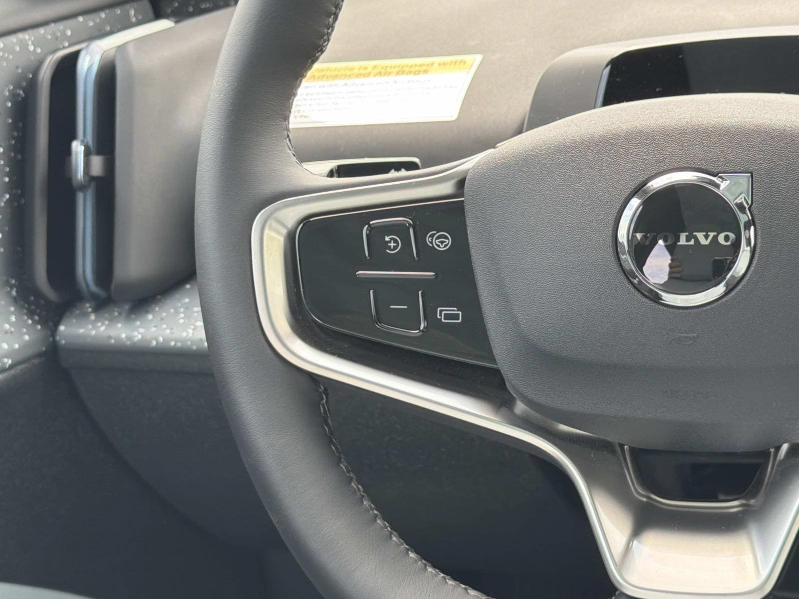 New 2026 Volvo EX30 Ultra w/ Climate Package AWD/4WD image 8