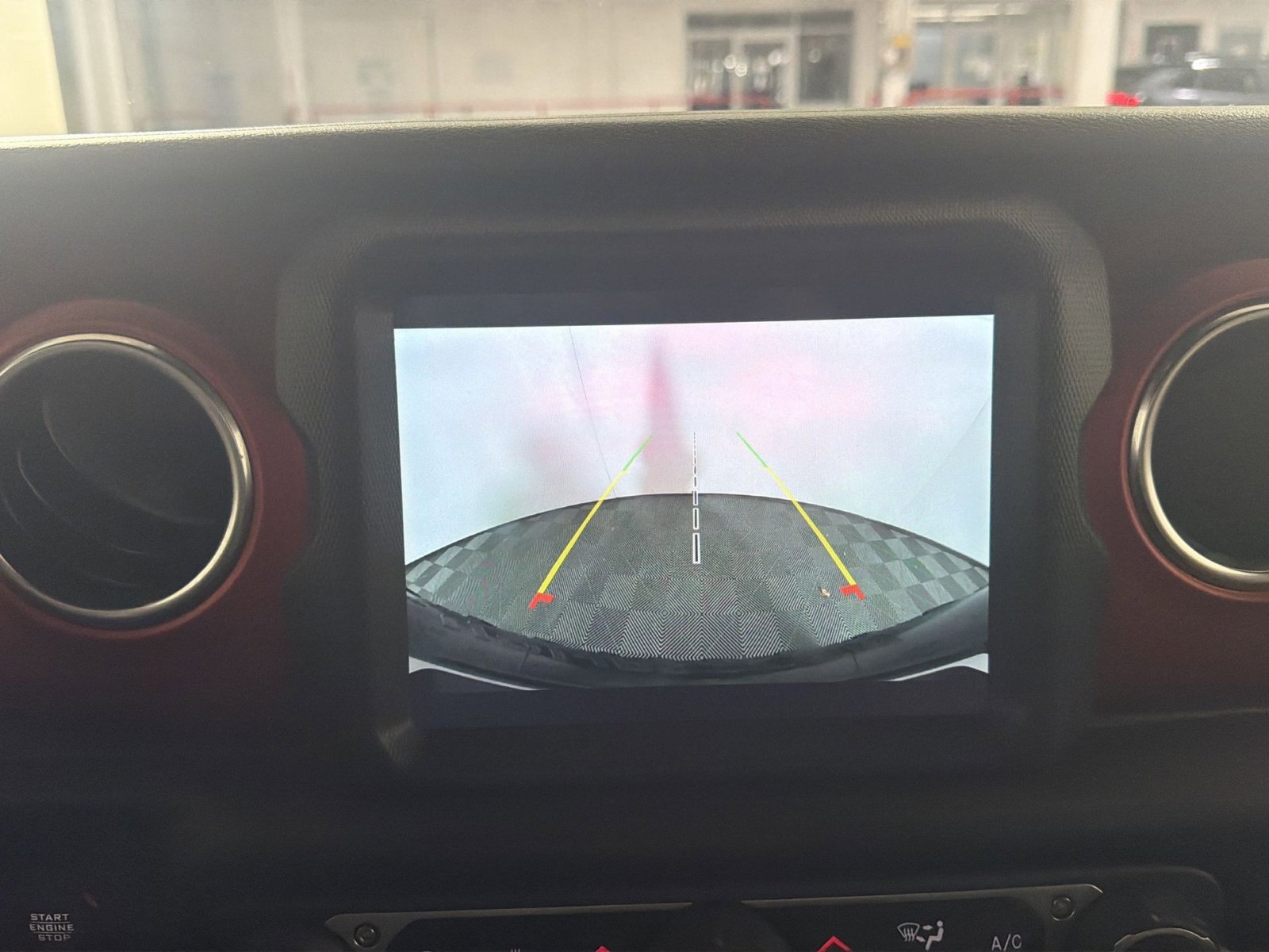 Used 2020 Jeep Wrangler Rubicon w/ Steel Bumper Group image 19