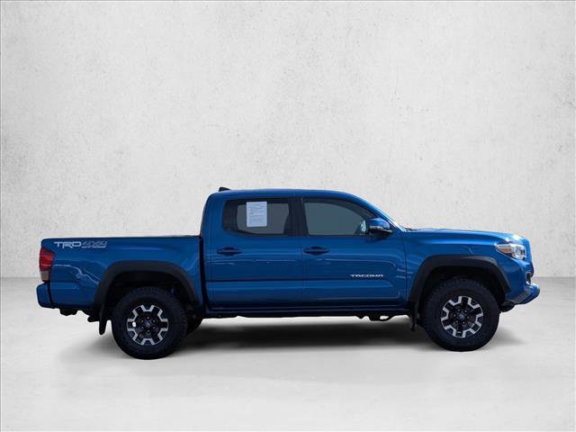 Used 2016 Toyota Tacoma TRD Off-Road w/ Premium & Technology Package video 4