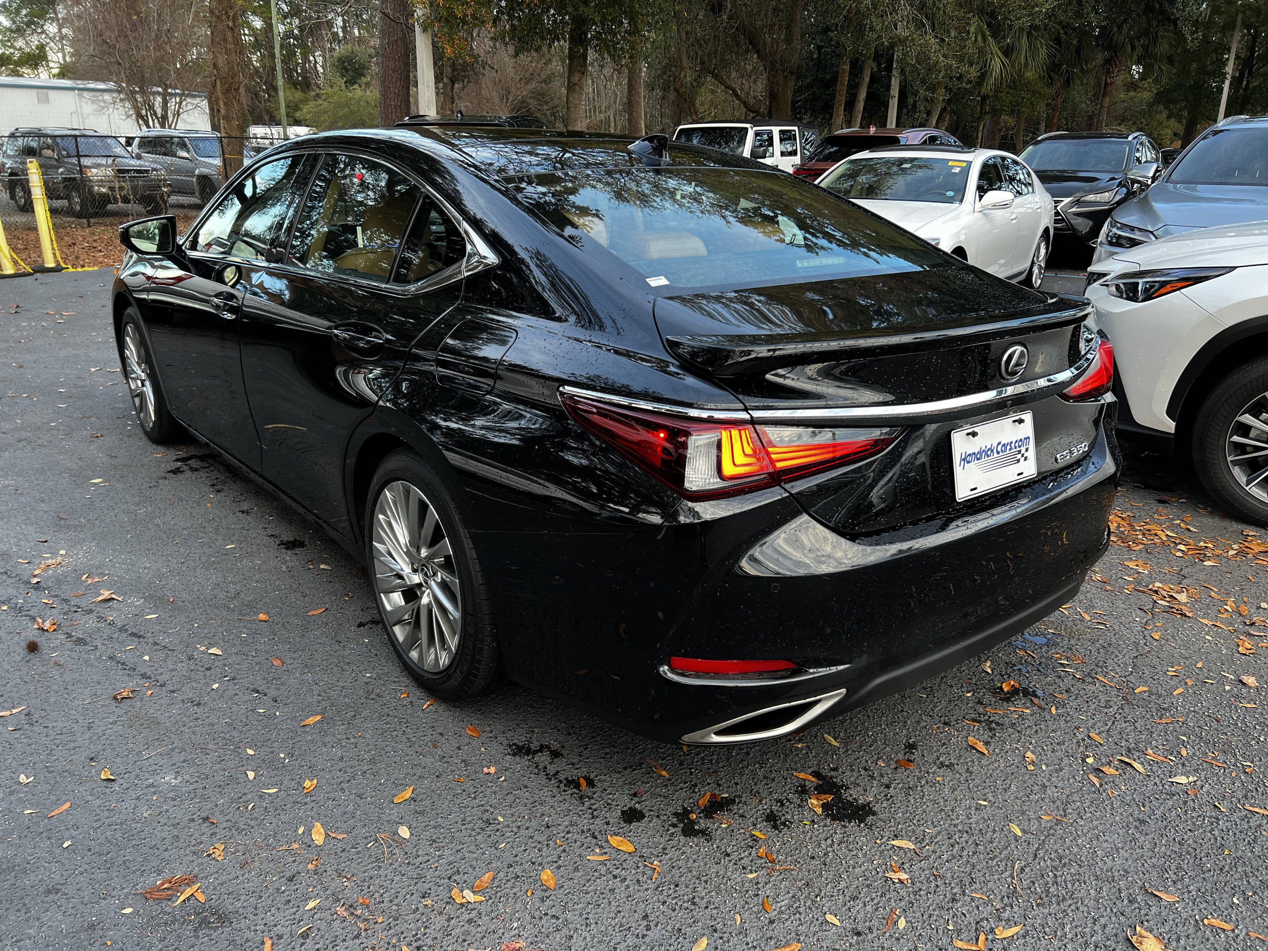 Used 2023 Lexus ES 350 Ultra Luxury image 7