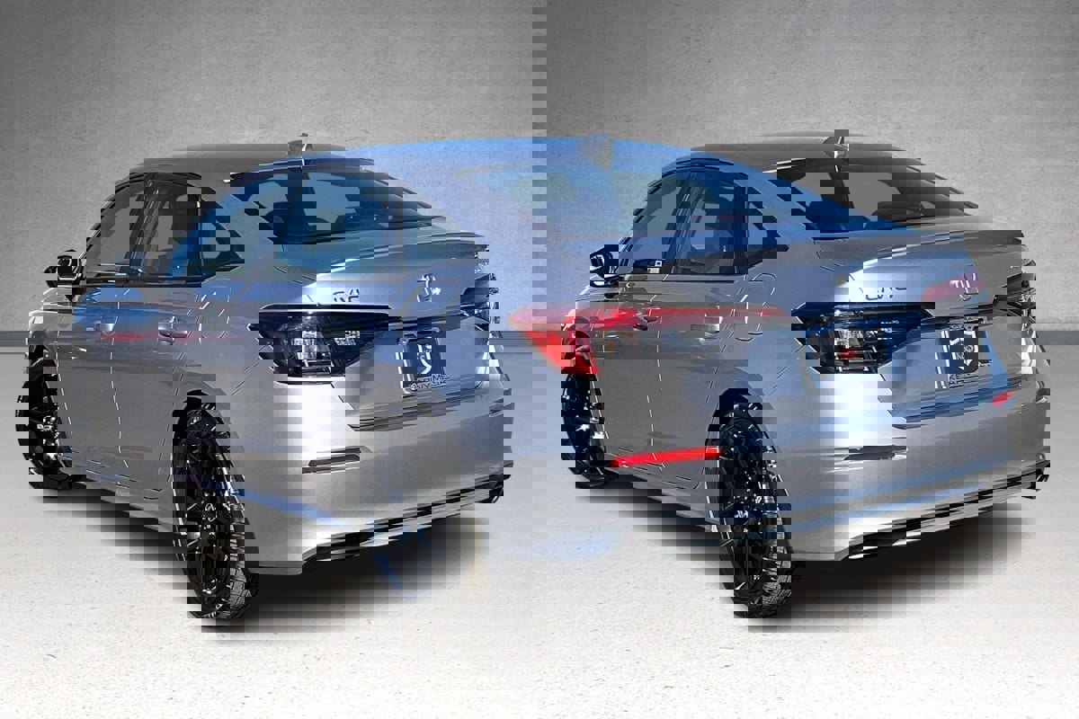 Used 2023 Honda Civic Sport image 30