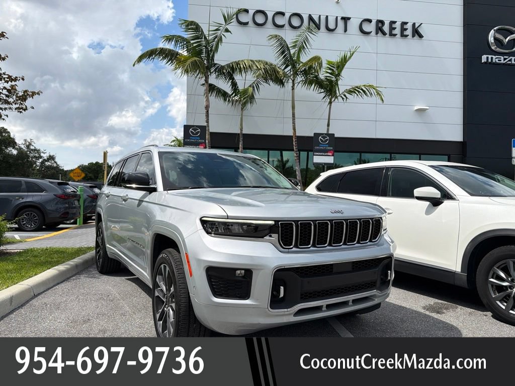Used 2023 Jeep Grand Cherokee L Overland RWD image 1