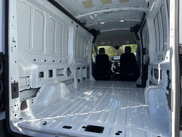 New 2026 Ford Transit 250 148 Medium Roof Extended AWD image 28