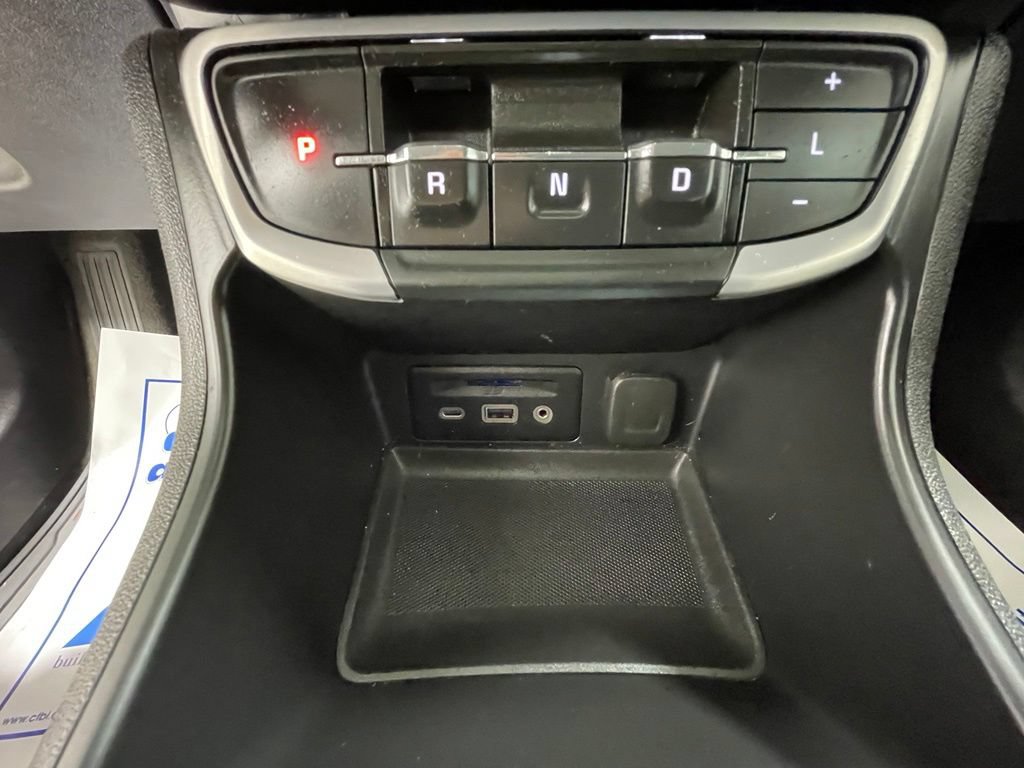 Used 2024 GMC Terrain SLT AWD/4WD image 23