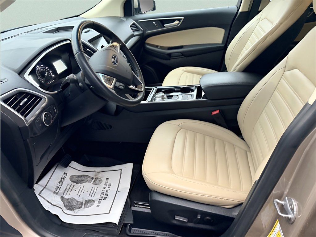 Used 2020 Ford Edge SEL w/ Convenience Package image 13