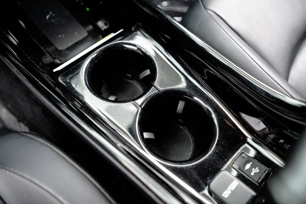 Used 2018 Toyota Prius Prime Premium FWD image 21