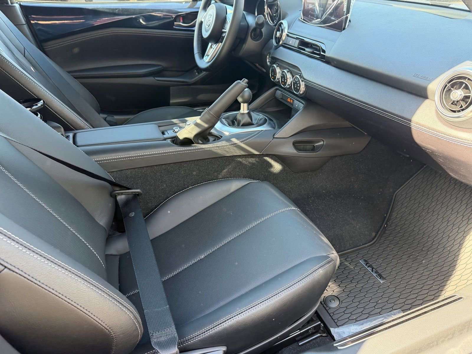 New 2026 MAZDA MX-5 Miata Grand Touring w/ Weather Package RWD image 13