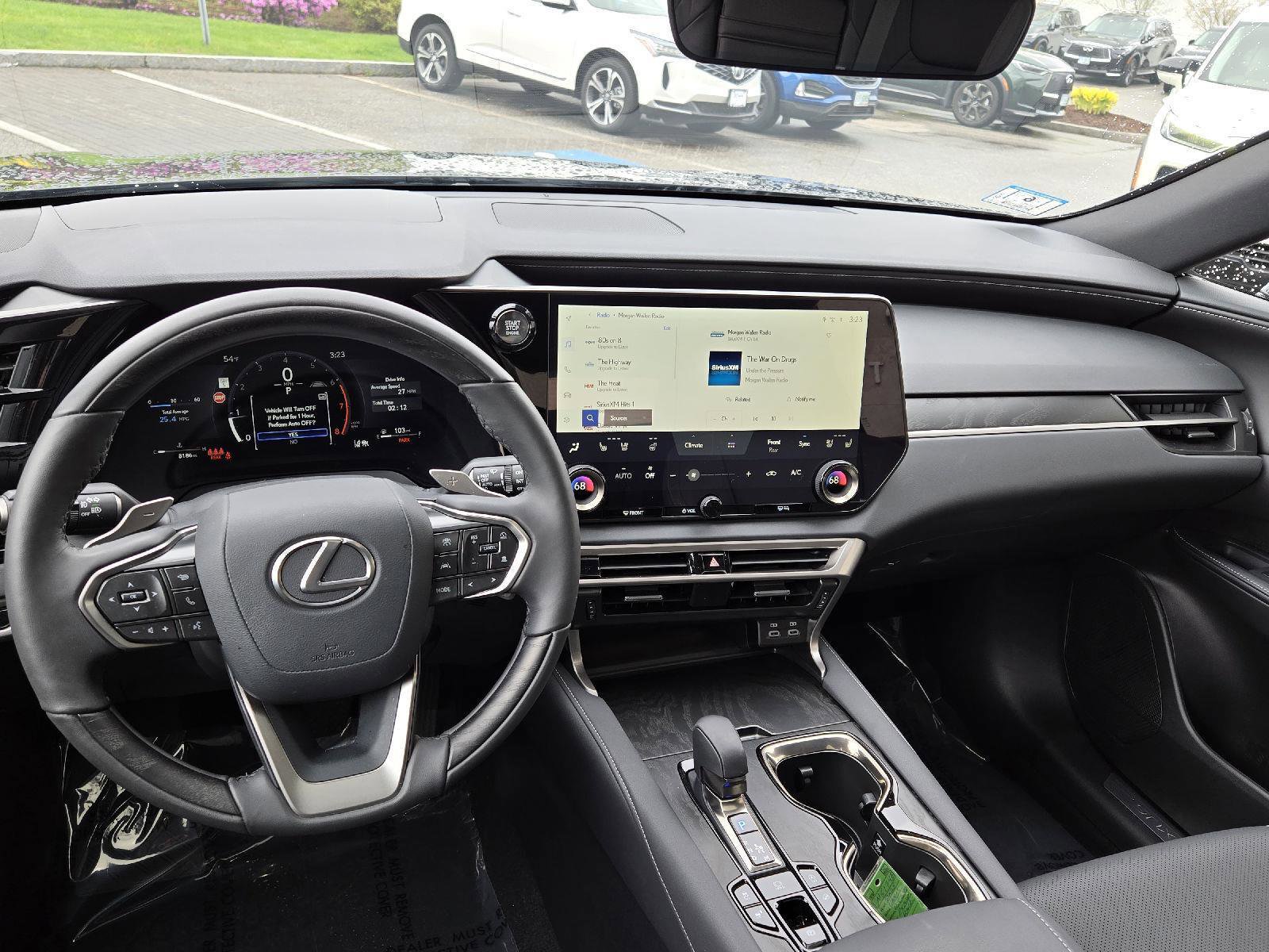 Used 2025 Lexus RX 350 Premium w/ Accessory Package AWD/4WD image 9