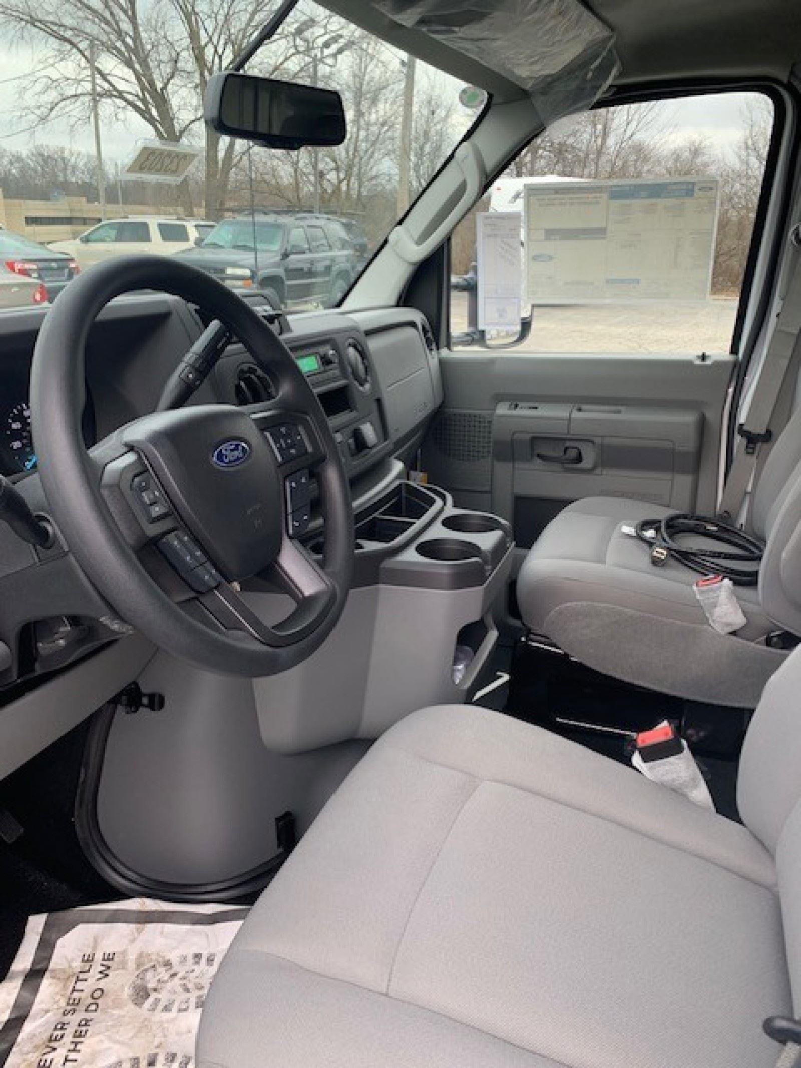 New 2025 Ford E-350 and Econoline 350 Super Duty w/ Power Equipment Group RWD image 8
