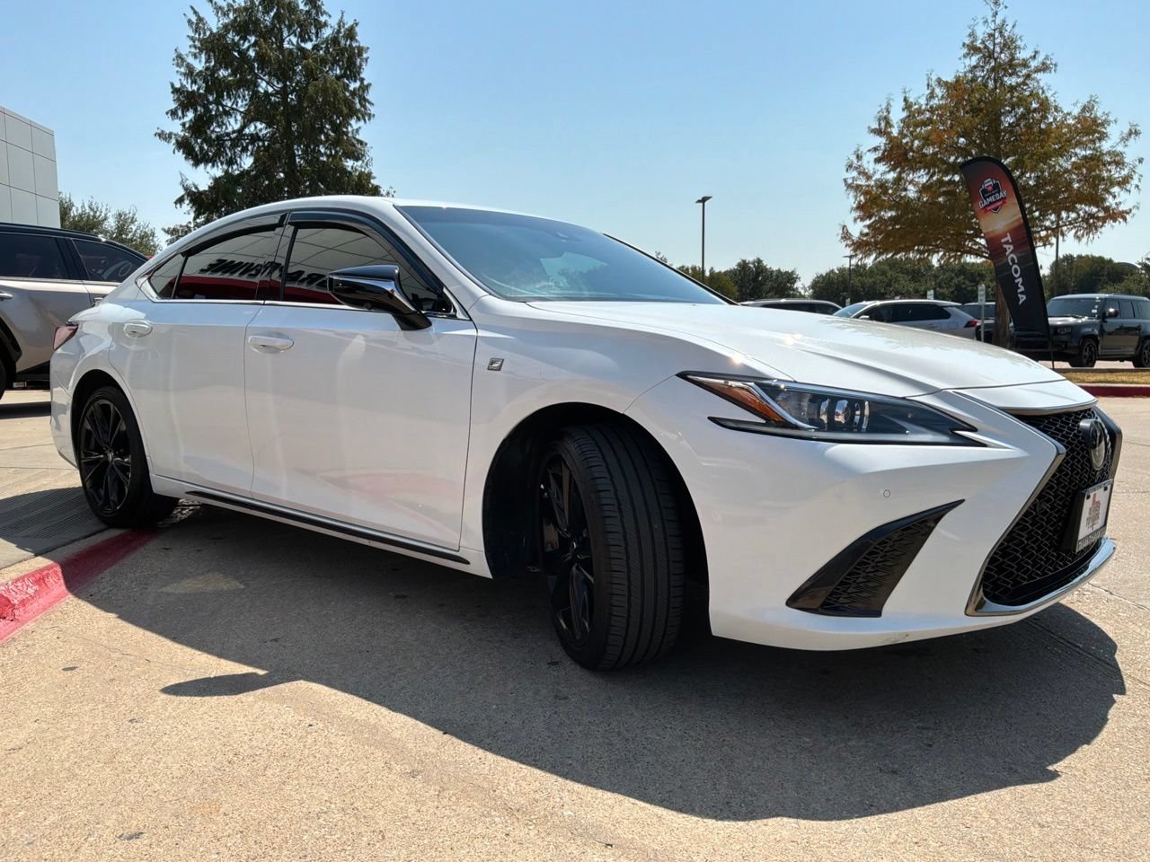 Used 2025 Lexus ES 350 F Sport FWD image 4