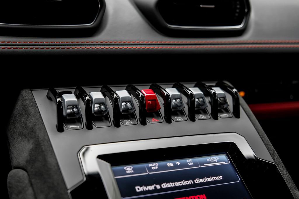 Used 2023 Lamborghini Huracan Tecnica RWD image 28