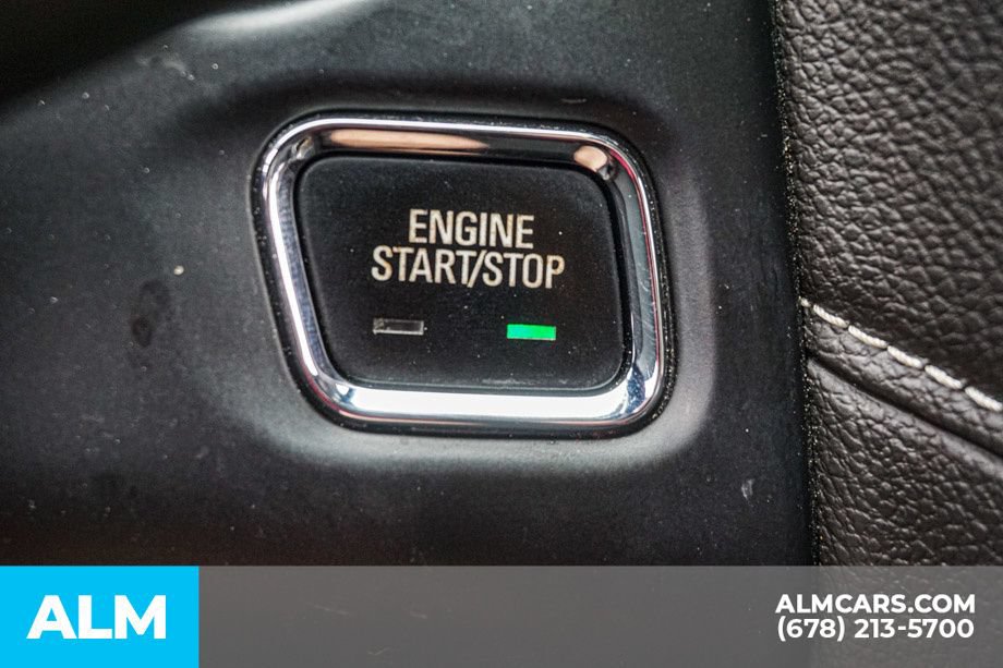 Used 2022 GMC Acadia SLE w/ Driver Convenience Package FWD image 47