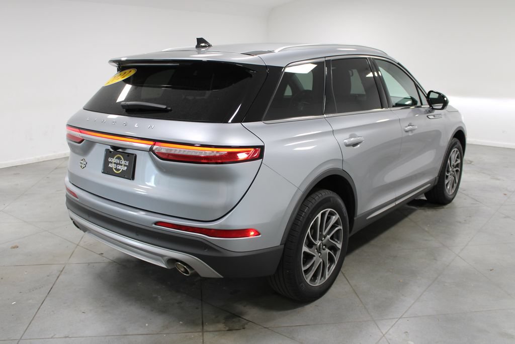 Used 2022 Lincoln Corsair AWD w/ Equipment Group 101A image 9