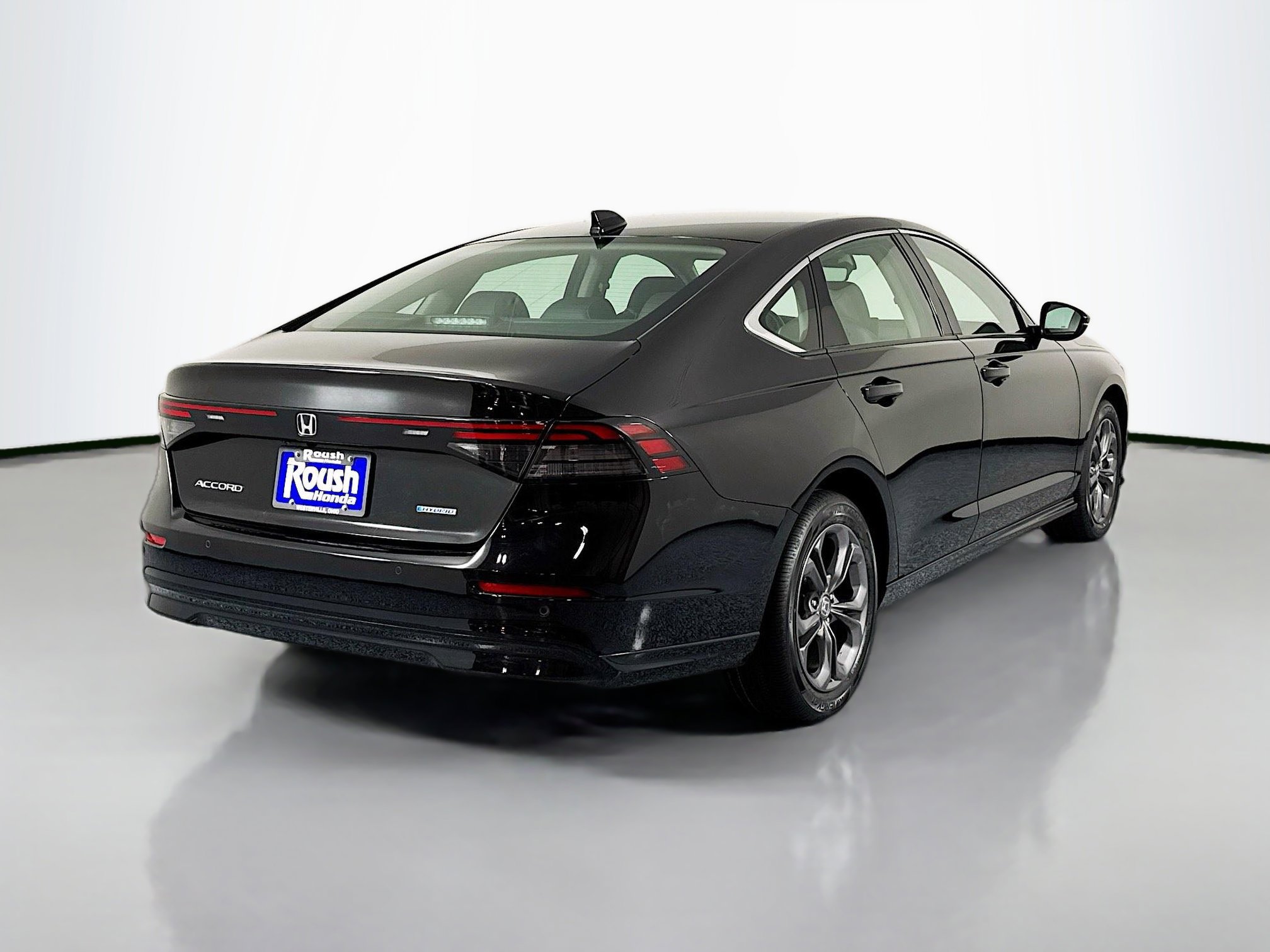 Certified 2023 Honda Accord EX-L image 5