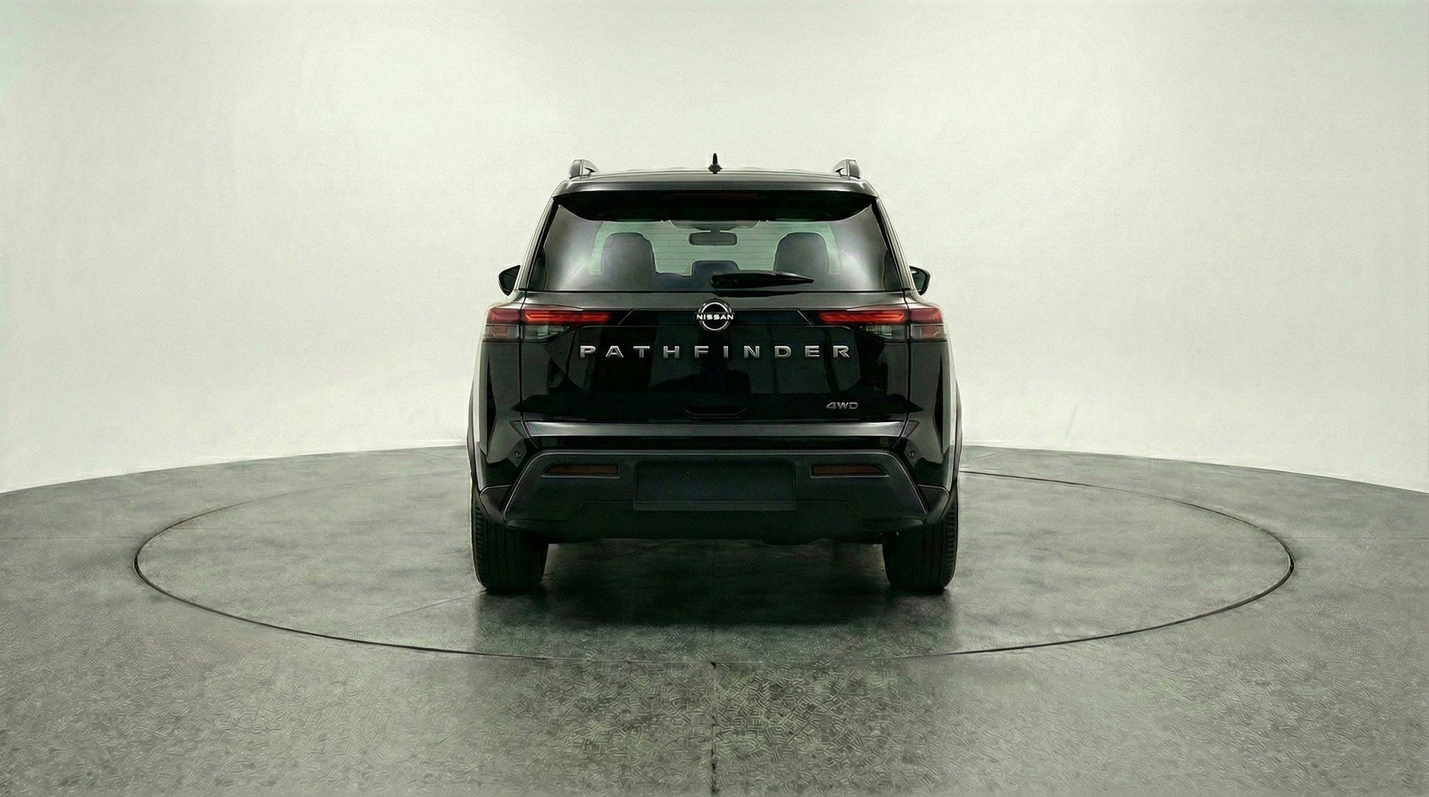Used 2025 Nissan Pathfinder SV FWD image 7