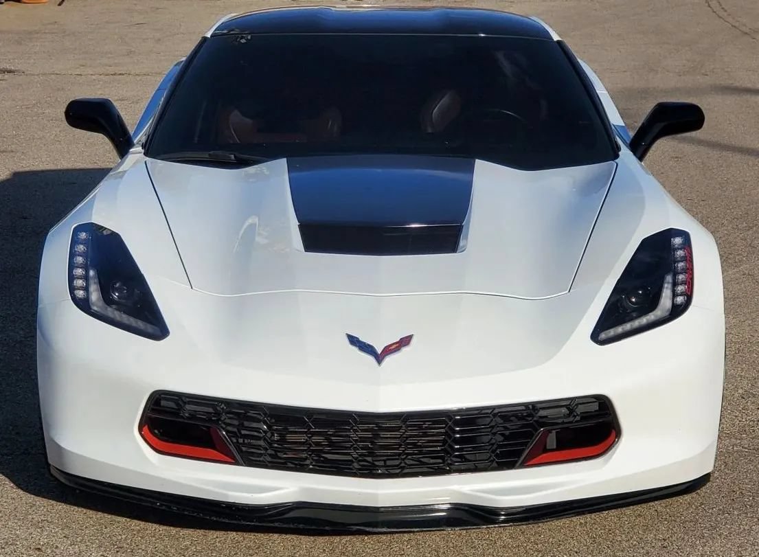 Used 2015 Chevrolet Corvette Stingray Coupe w/ 2LT Preferred Equipment Group RWD image 18