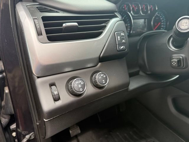 Used 2016 Chevrolet Tahoe LT w/ Luxury Package AWD/4WD image 43
