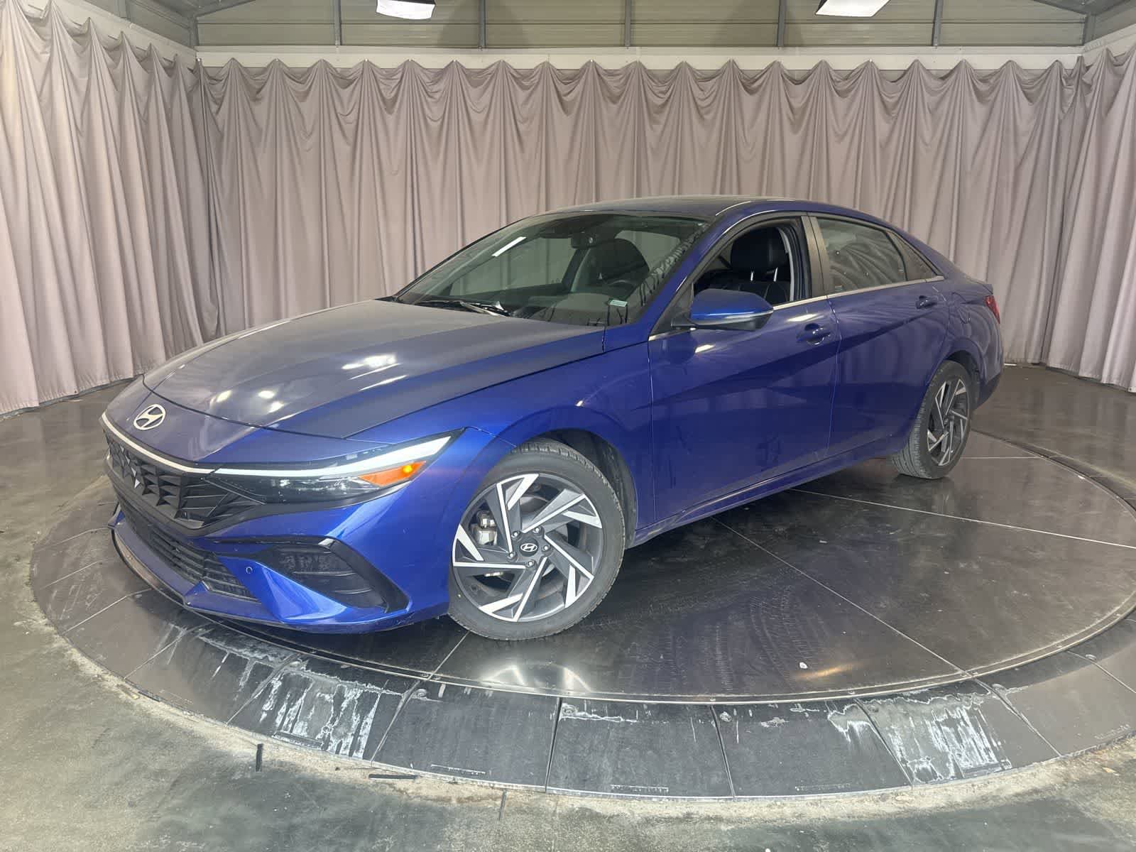 Used 2024 Hyundai Elantra Limited FWD image 1