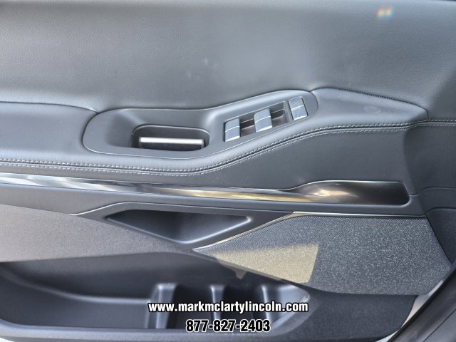 New 2026 Lincoln Navigator L Reserve AWD/4WD image 24